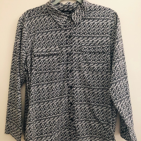 Professional Button Up - Picture 2 of 3